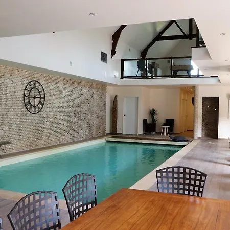 Jet D'eau Avec Piscine Interieure 30 Minutes Versailles Holiday home Montainville (Yvelines)